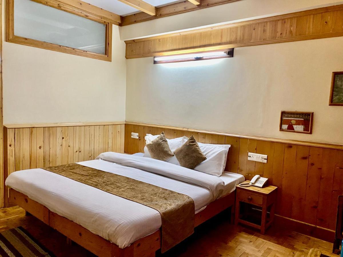 Hotel Valley Of Gods Manāli Extérieur photo