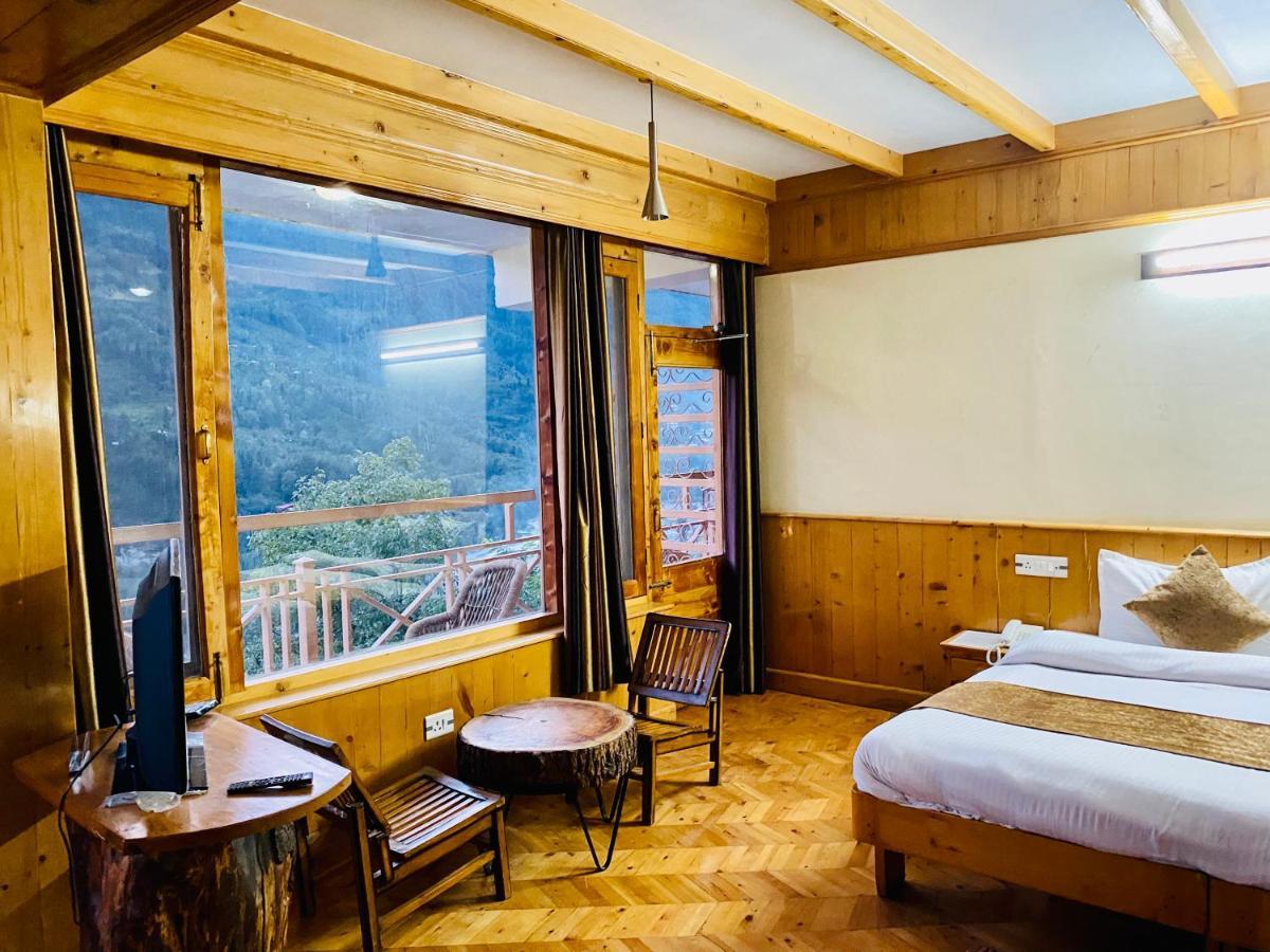 Hotel Valley Of Gods Manāli Extérieur photo