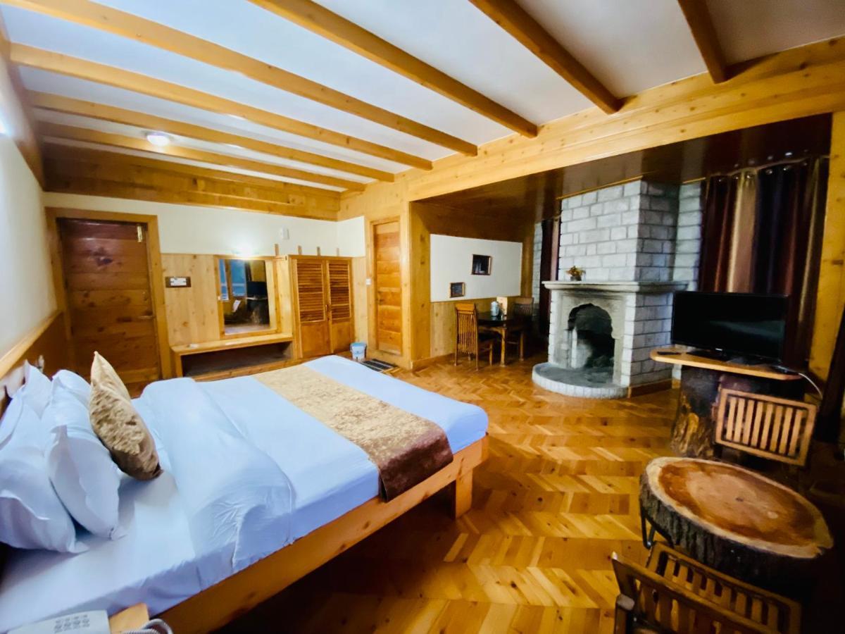 Hotel Valley Of Gods Manāli Extérieur photo