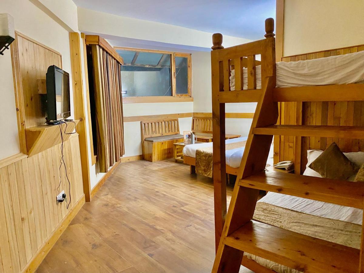 Hotel Valley Of Gods Manāli Extérieur photo