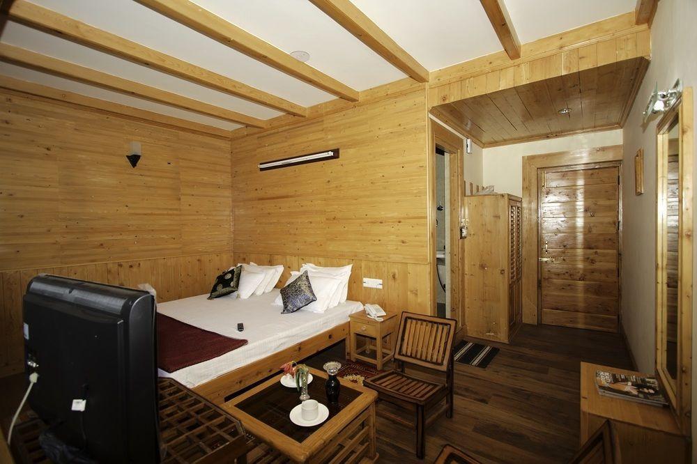 Hotel Valley Of Gods Manāli Extérieur photo